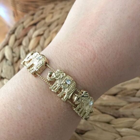 Vintage Elephants on Parade! Gold Slide Bracelet - Picture 1 of 3